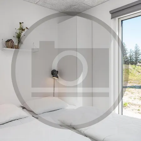 4 Bedroom Gorgeous In Feriehus *