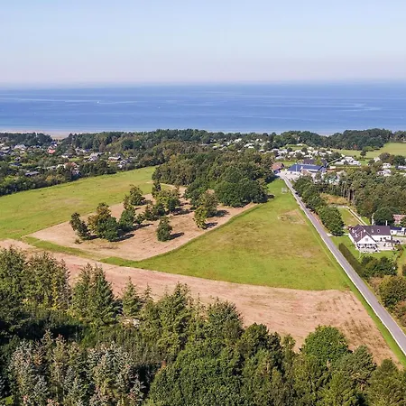 Feriehus 4 Bedroom Gorgeous In